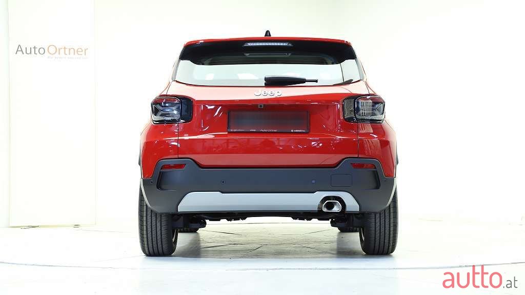 2023' Jeep Avenger photo #5