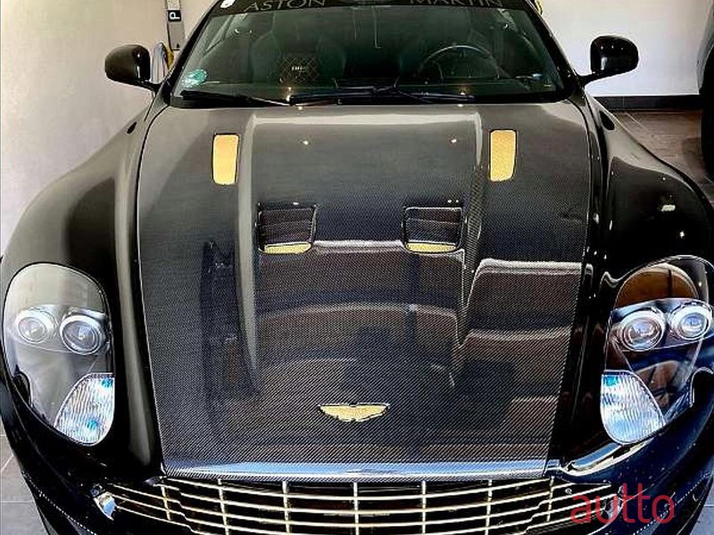 2010' Aston Martin DBS photo #5