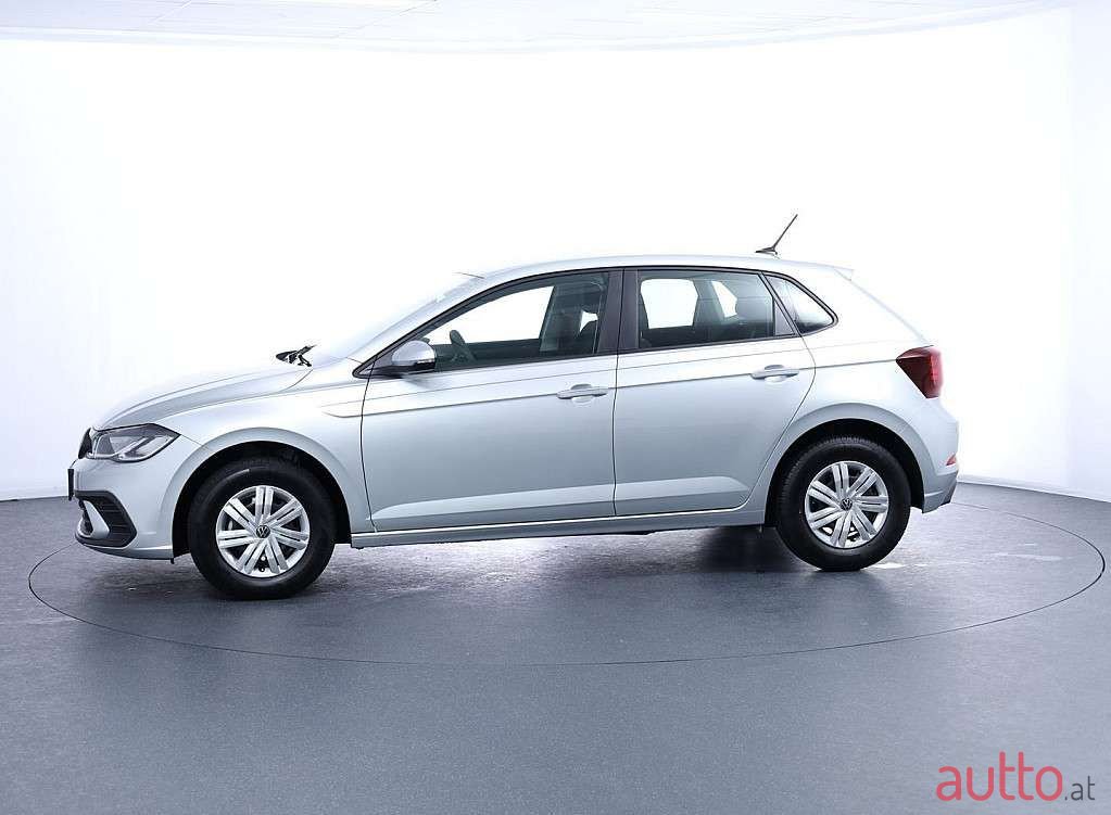 2023' Volkswagen Polo photo #2