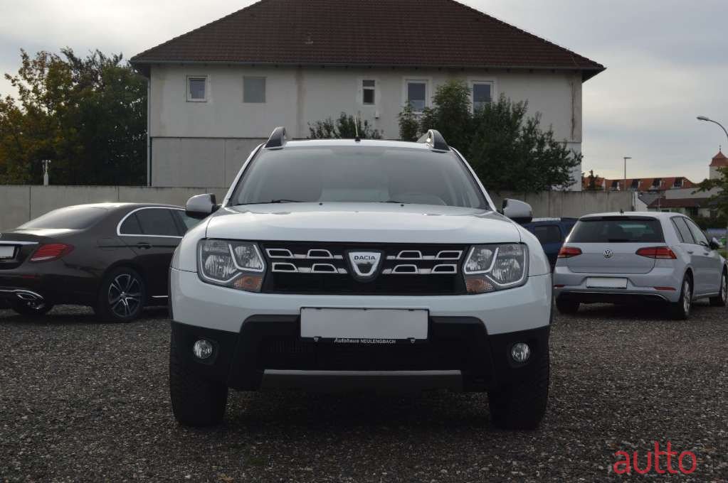 2016' Dacia Duster photo #3