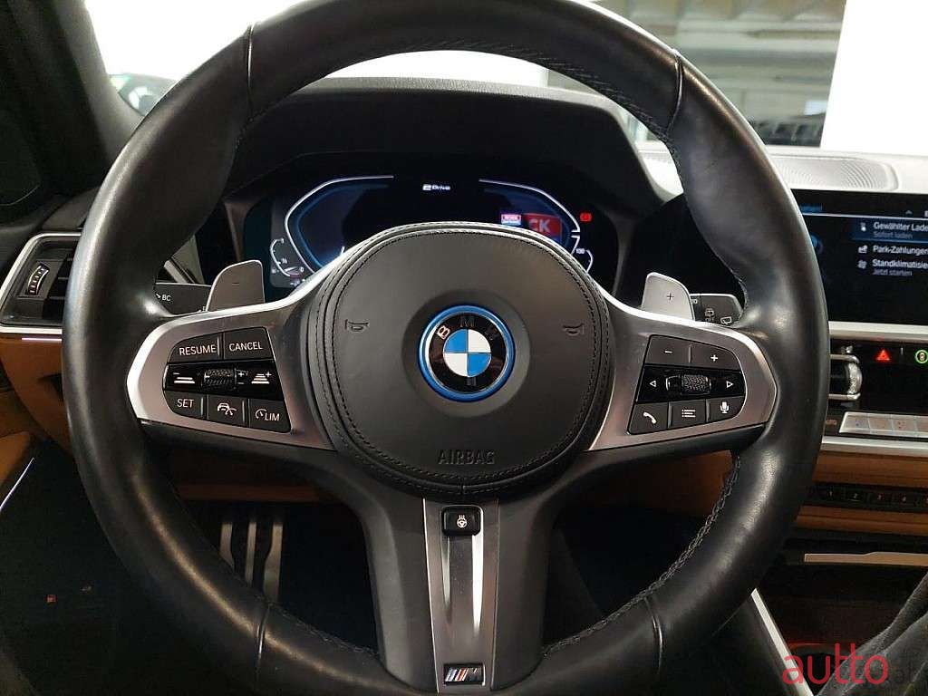 2021' BMW 3Er-Reihe photo #4