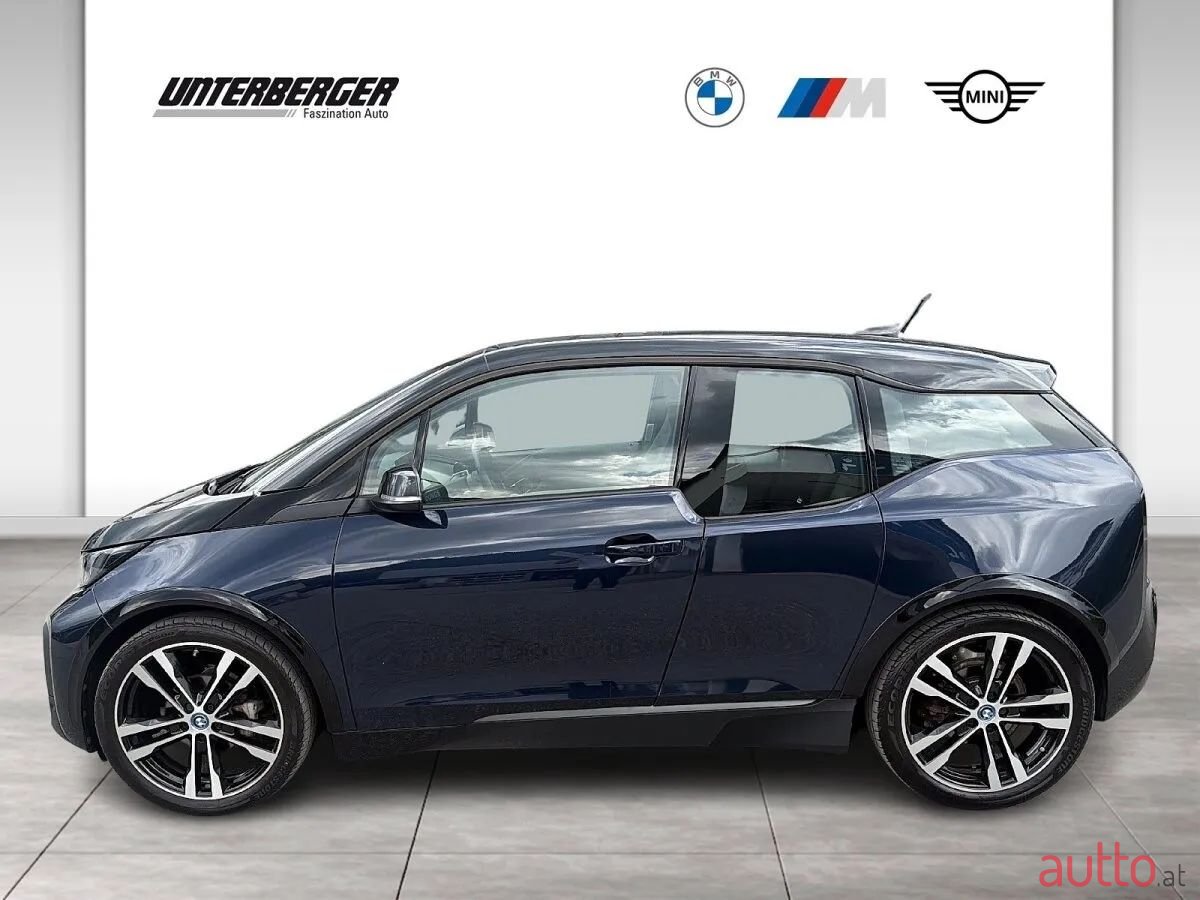 2022' BMW i3 photo #3