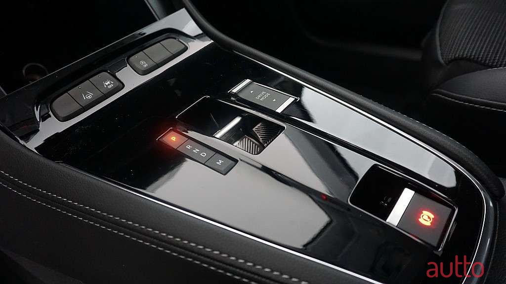 2024' Opel Grandland photo #5