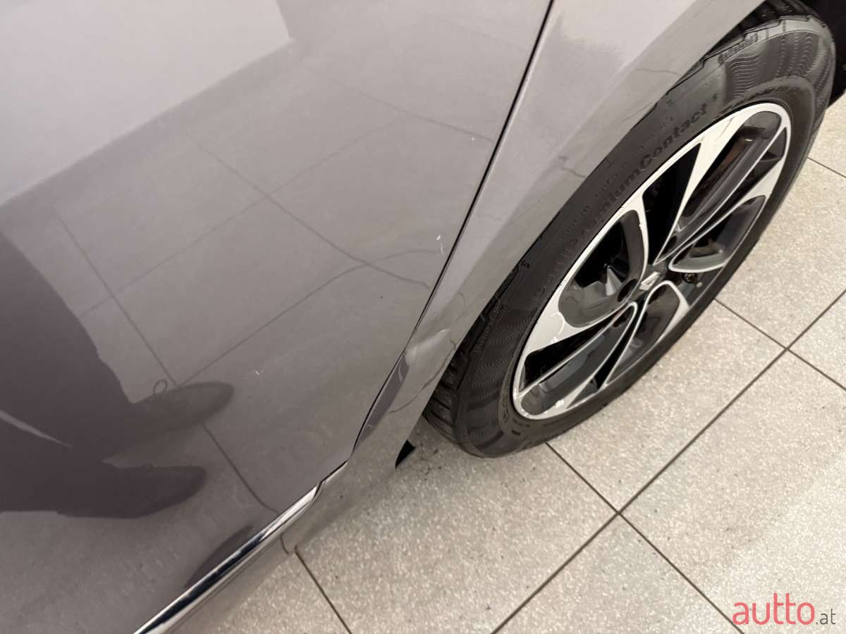 2016' Renault Scenic photo #4