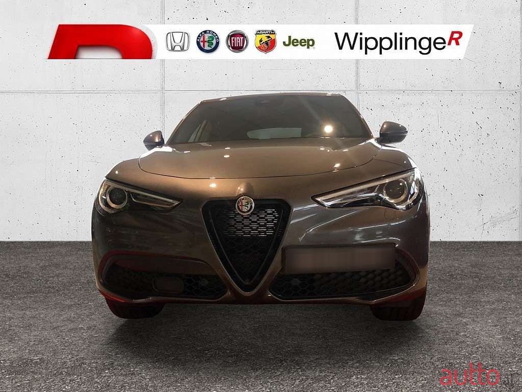 2022' Alfa Romeo Stelvio photo #3