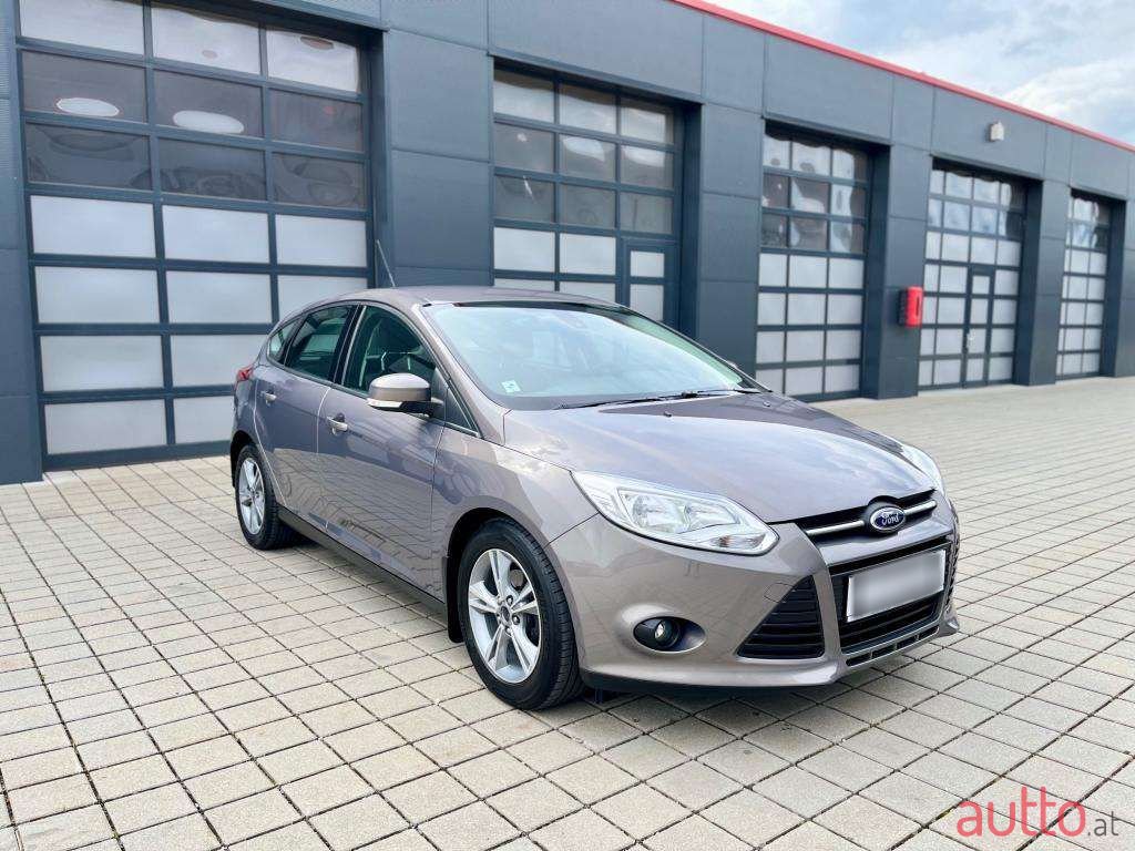 2014' Ford Focus photo #3