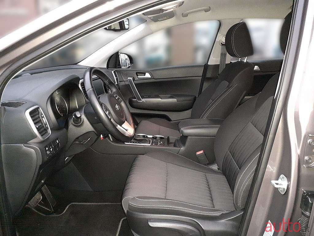 2019' Kia Sportage photo #5