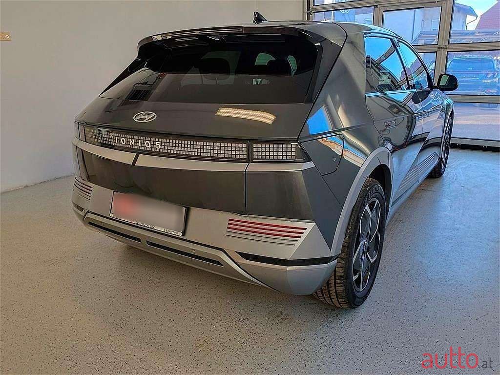 2023' Hyundai Ioniq 5 photo #5