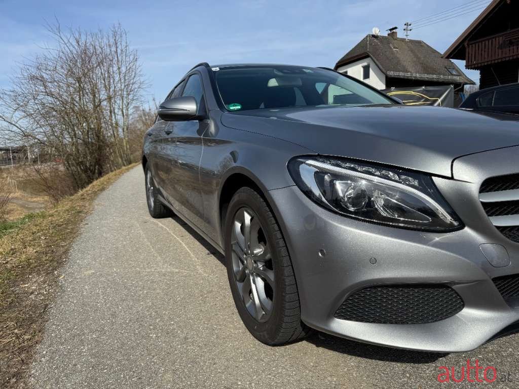 2015' Mercedes-Benz C-Klasse photo #5