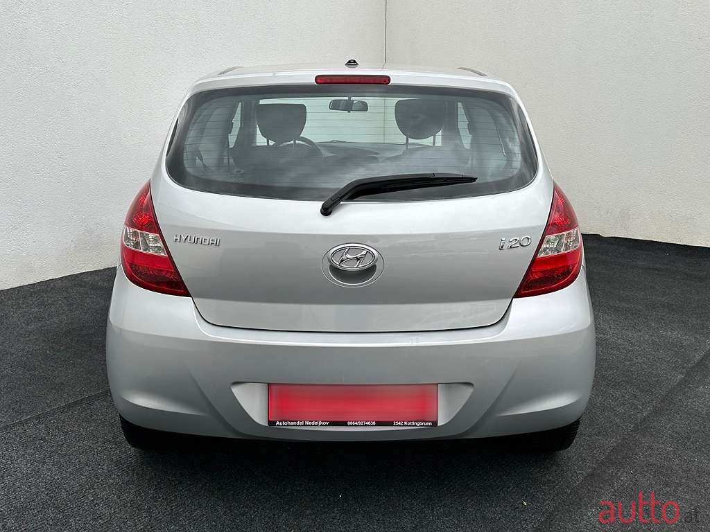 2009' Hyundai i20 photo #5