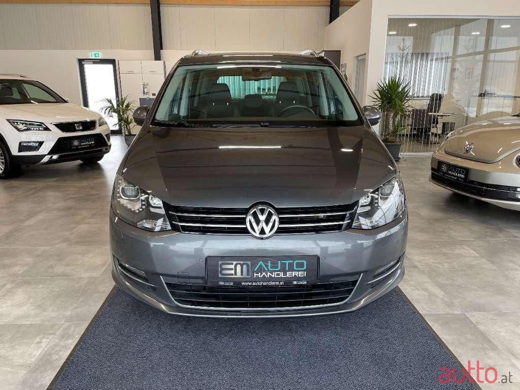 2012' Volkswagen Sharan photo #6