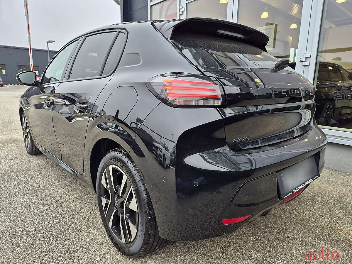 2024' Peugeot 208 photo #4