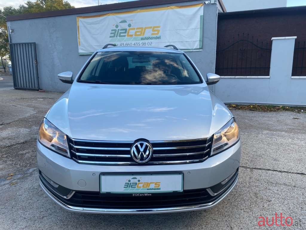 2013' Volkswagen Passat photo #4