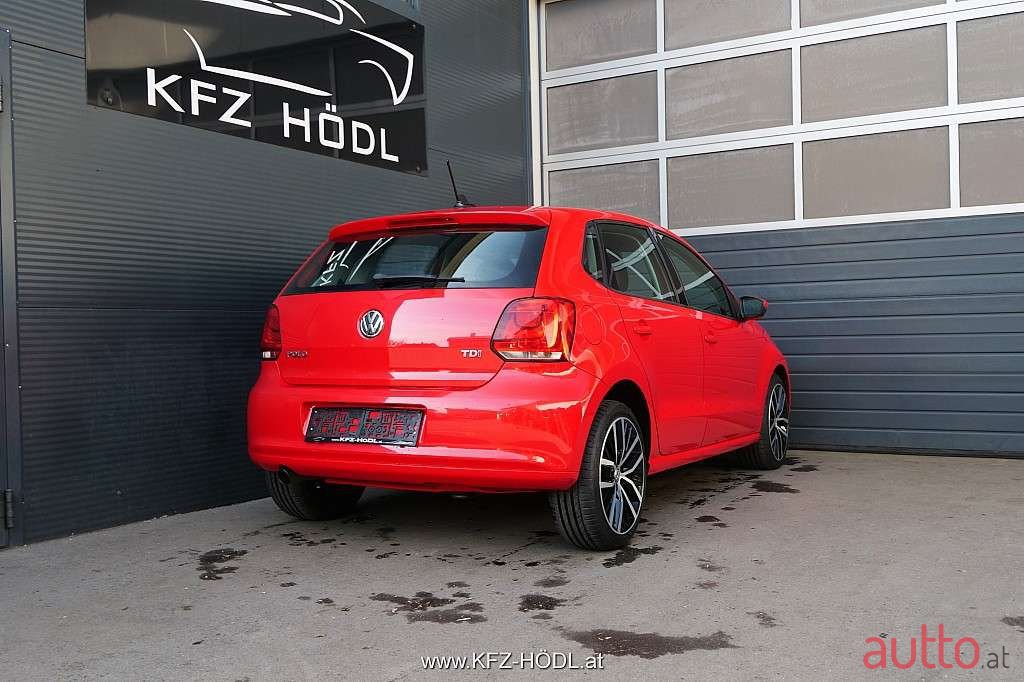 2009' Volkswagen Polo photo #1