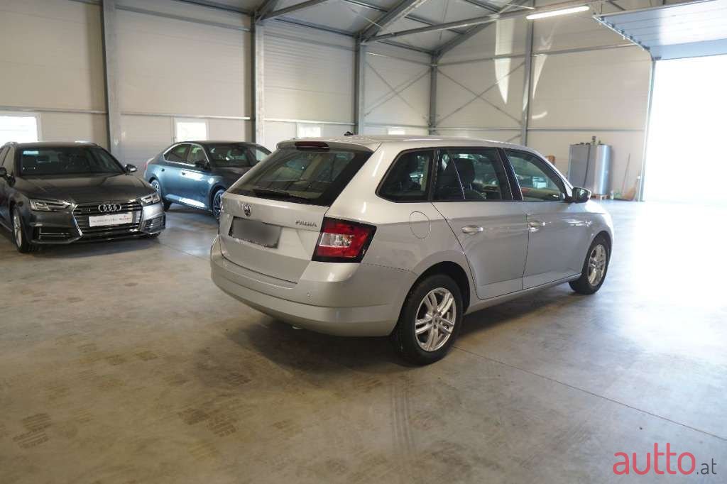 2017' Skoda Fabia photo #4