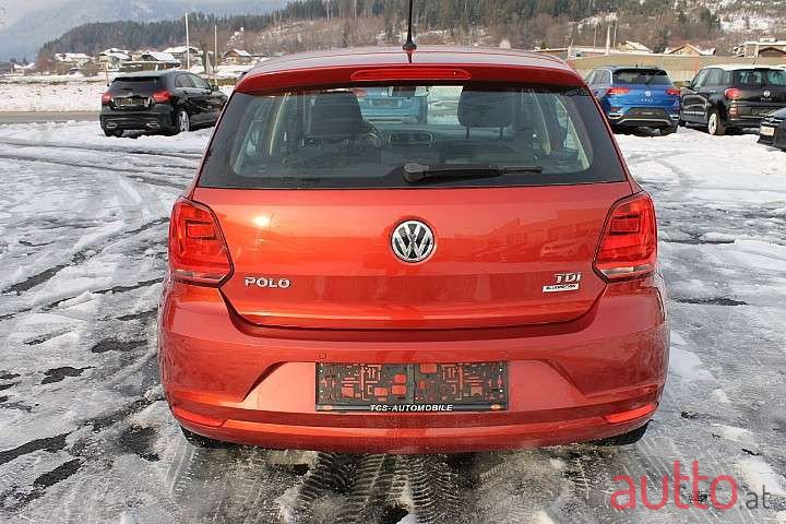 2015' Volkswagen Polo photo #6