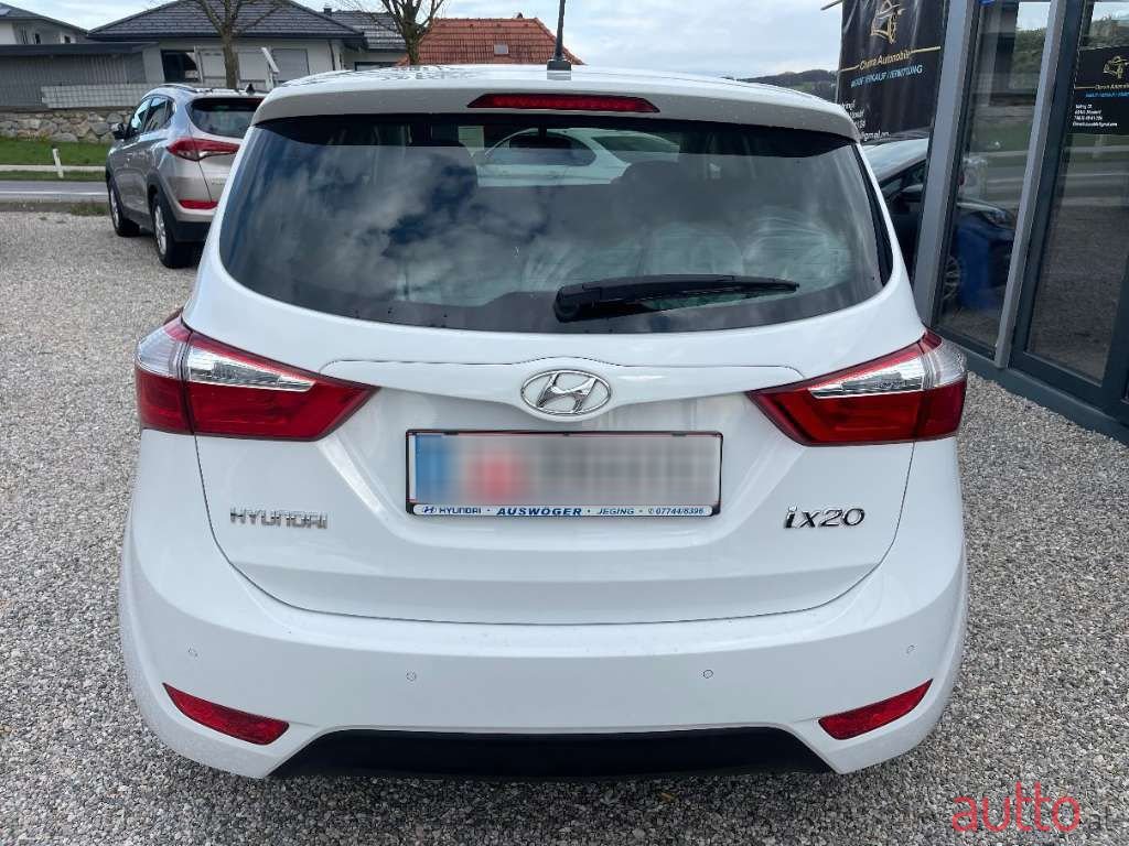 2017' Hyundai ix20 photo #5