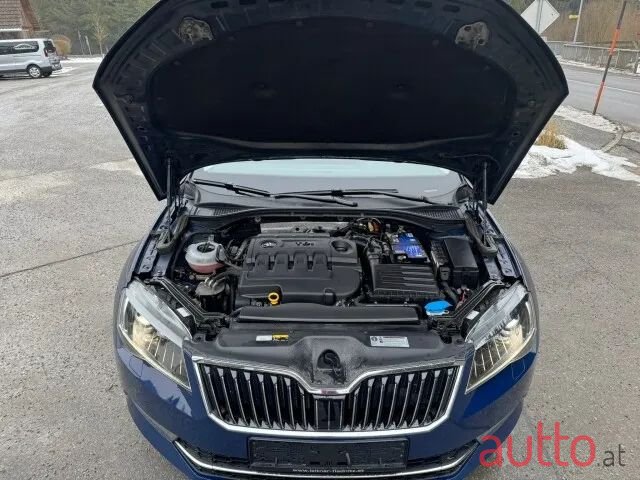 2017' Skoda Superb photo #2