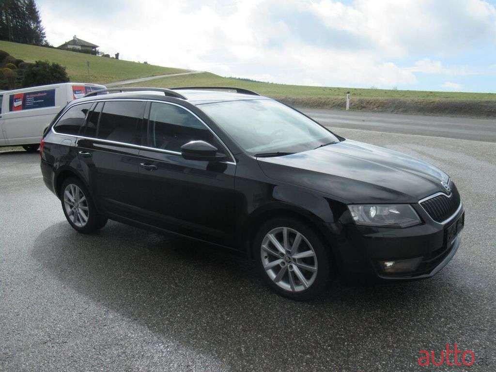 2015' Skoda Octavia photo #4