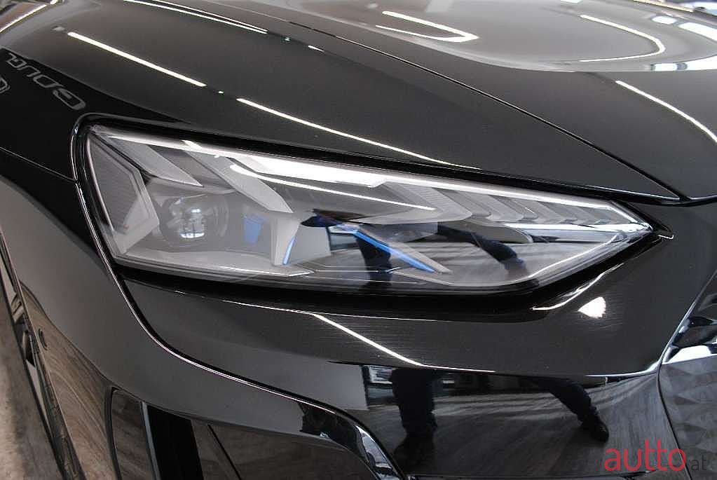 2021' Audi e-tron photo #6