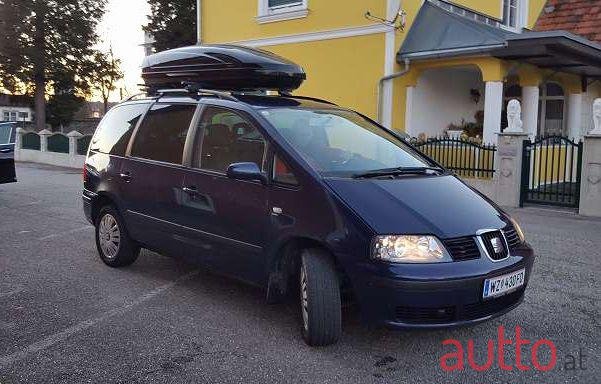 2003' SEAT Alhambra photo #3