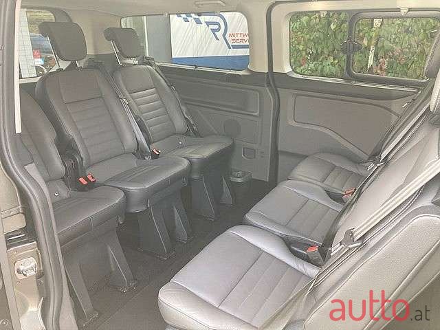 2021' Ford Tourneo photo #6