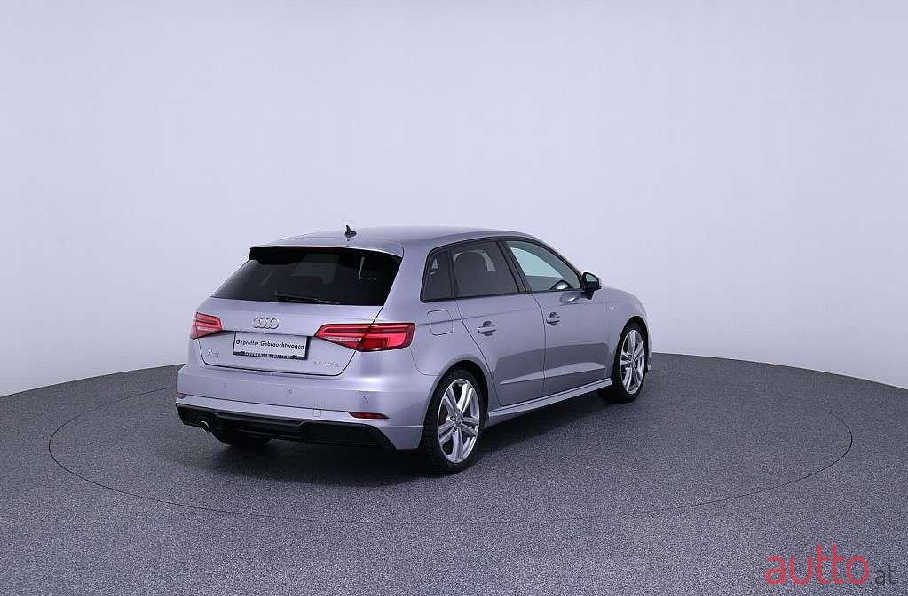 2019' Audi A3 photo #5