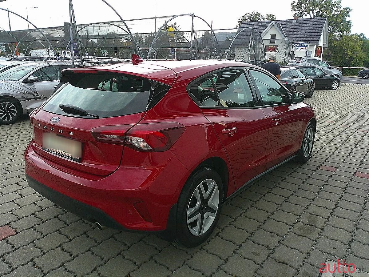 2022' Ford Focus photo #4