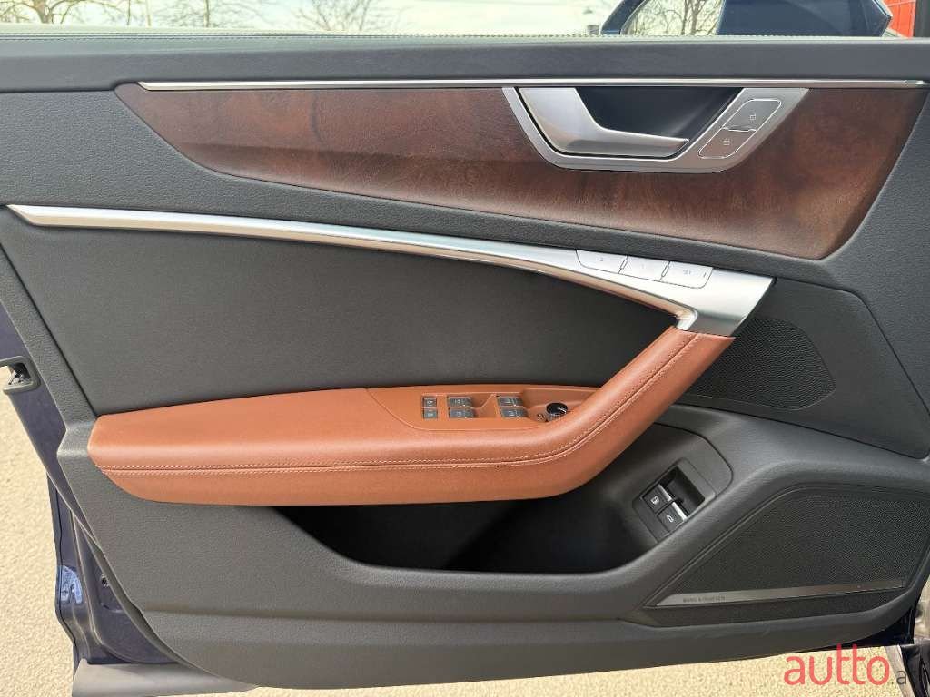 2021' Audi A6 photo #6