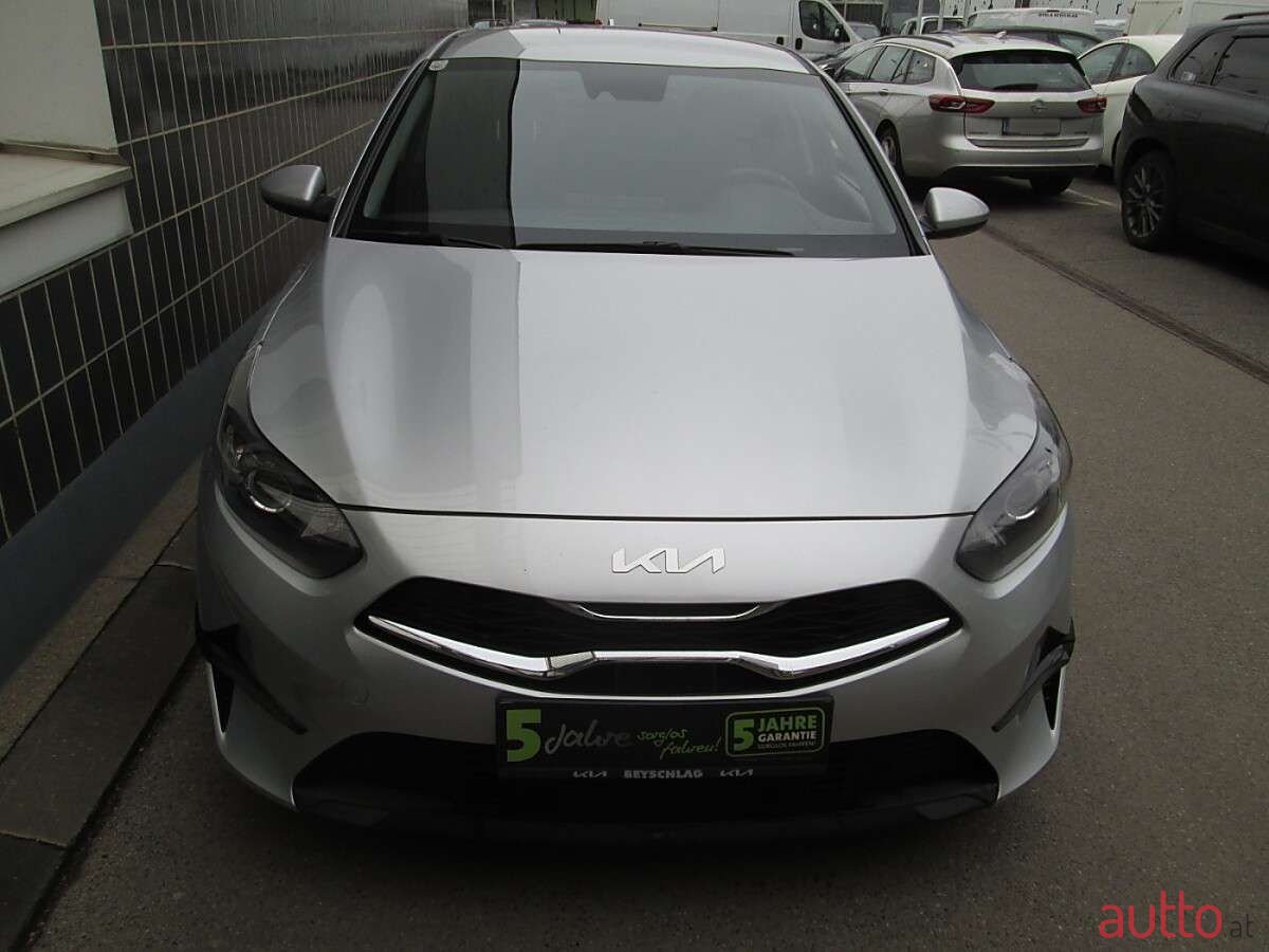 2022' Kia Ceed photo #3