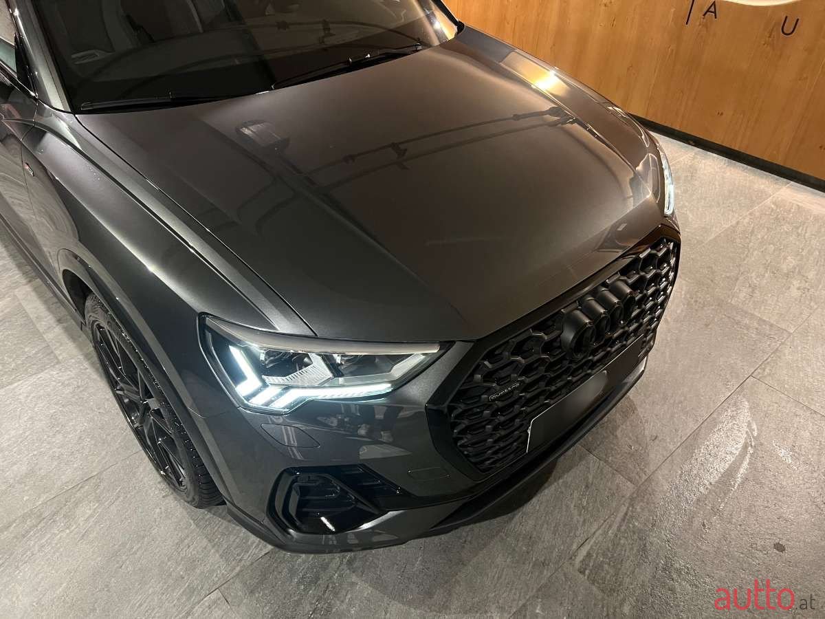 2021' Audi Q3 photo #3