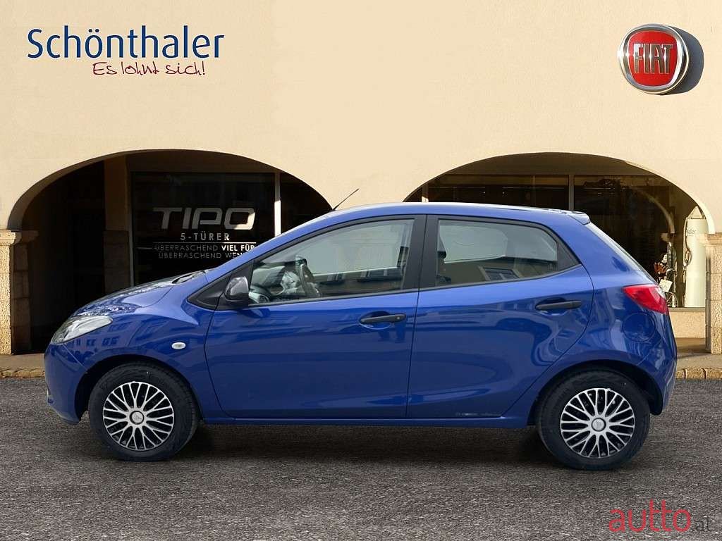 2007' Mazda Mazda2 photo #3