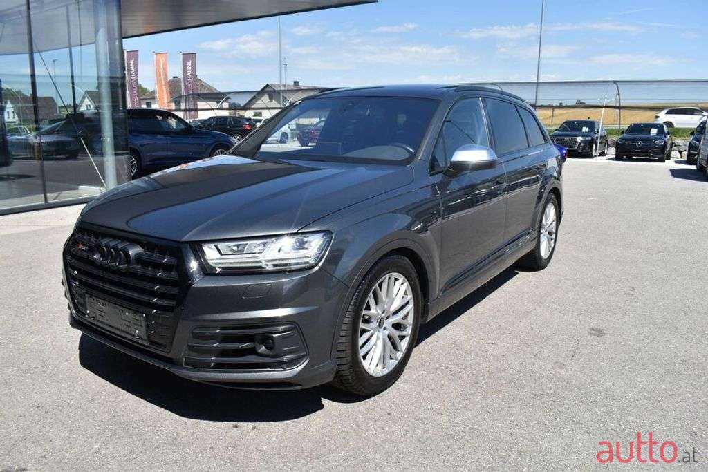 2017' Audi Q7 photo #1