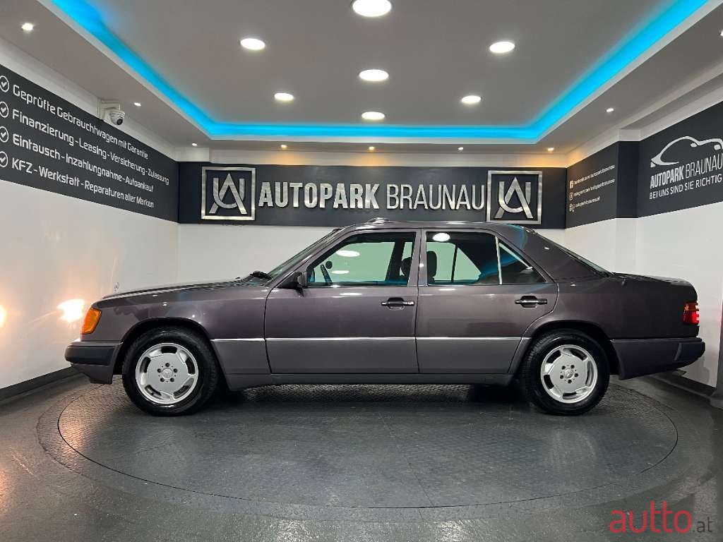 1993' Mercedes-Benz E-Klasse photo #3