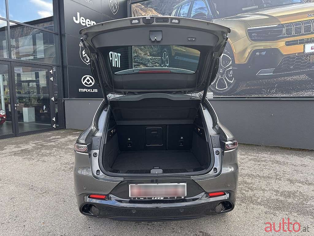 2023' Alfa Romeo Tonale photo #6