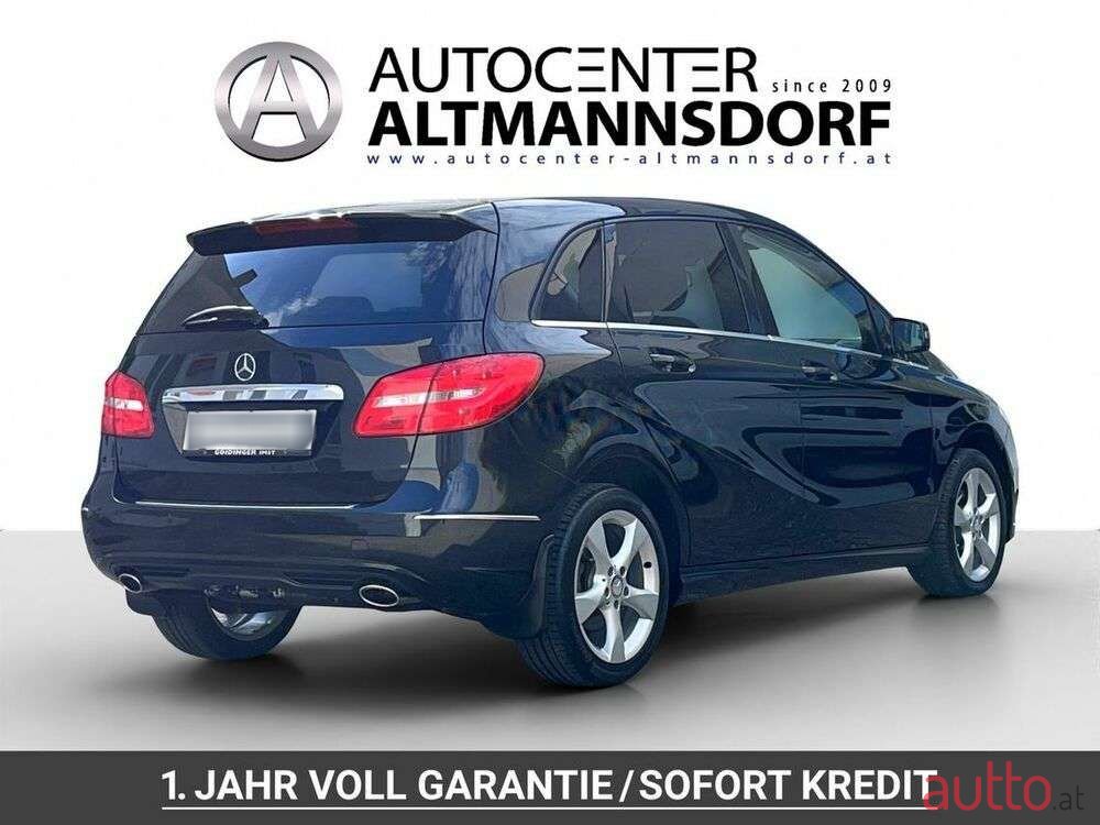 2013' Mercedes-Benz B-Klasse photo #2