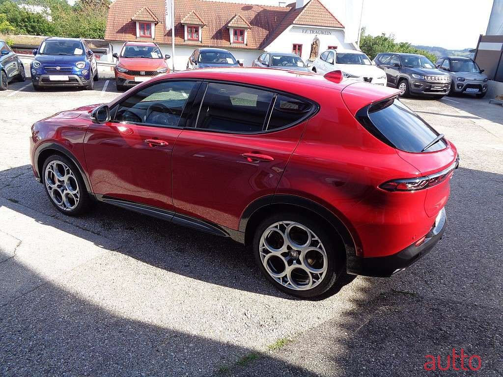 2022' Alfa Romeo Tonale photo #5