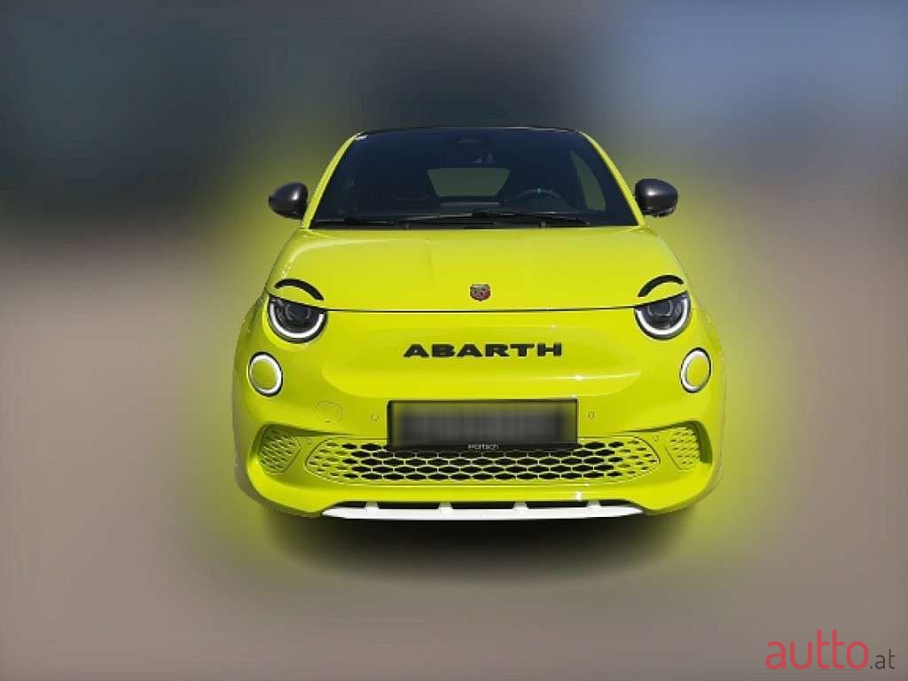 2023' Abarth 500 photo #2