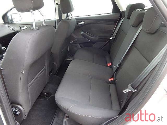 2016' Ford Focus photo #4