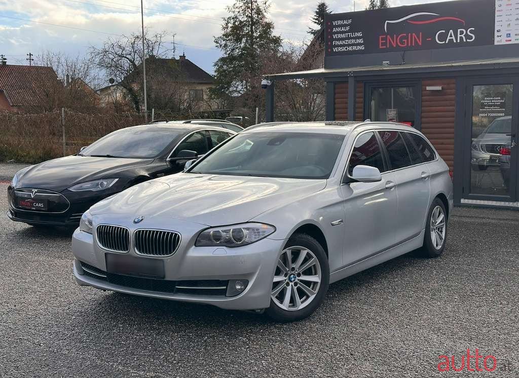 2011' BMW 5Er-Reihe photo #1