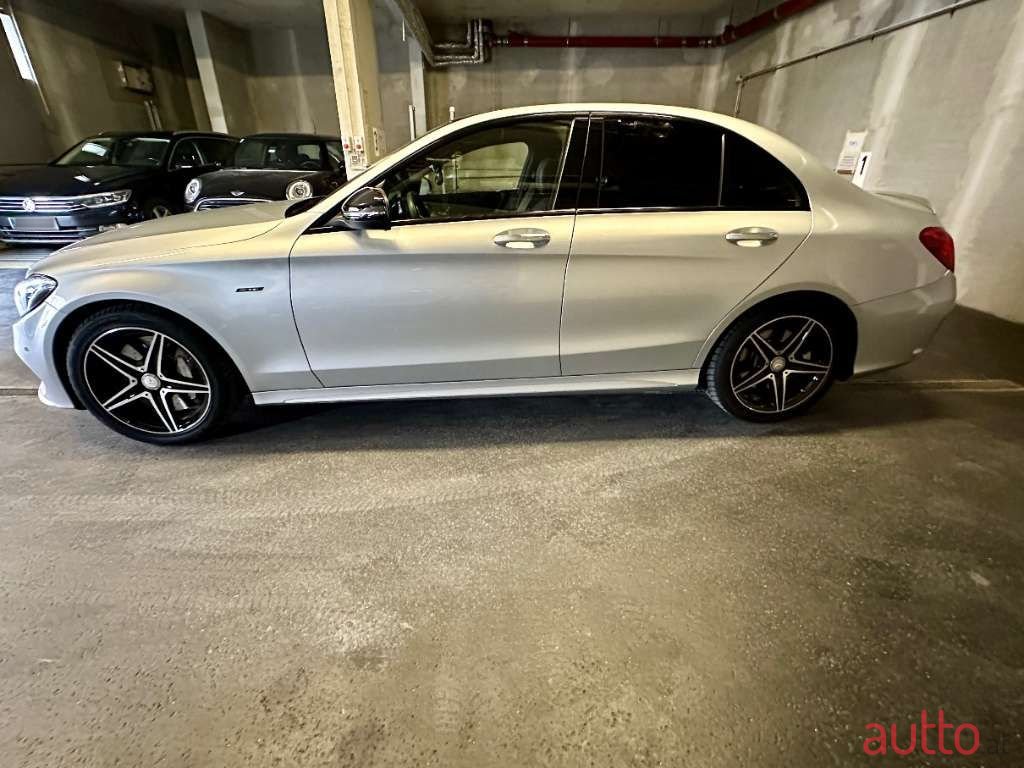 2015' Mercedes-Benz C-Klasse photo #3