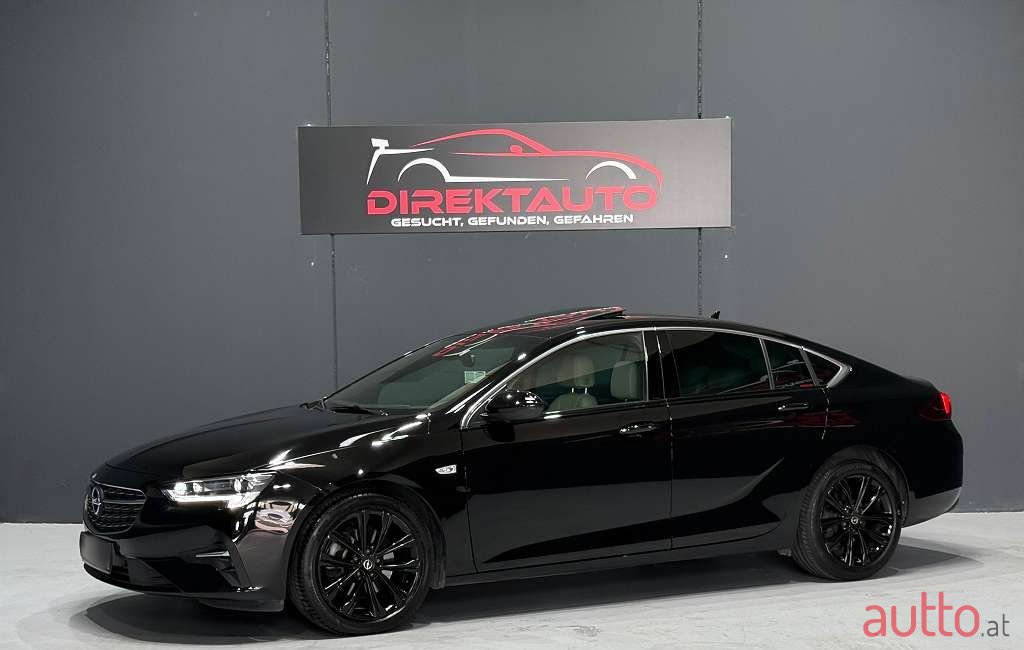 2020' Opel Insignia photo #3