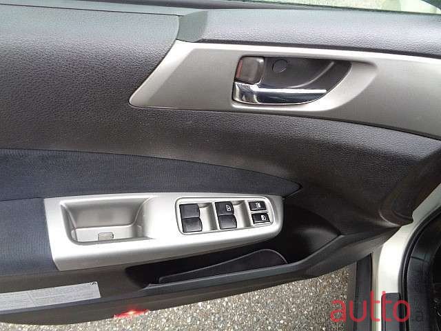 2009' Subaru Forester photo #5