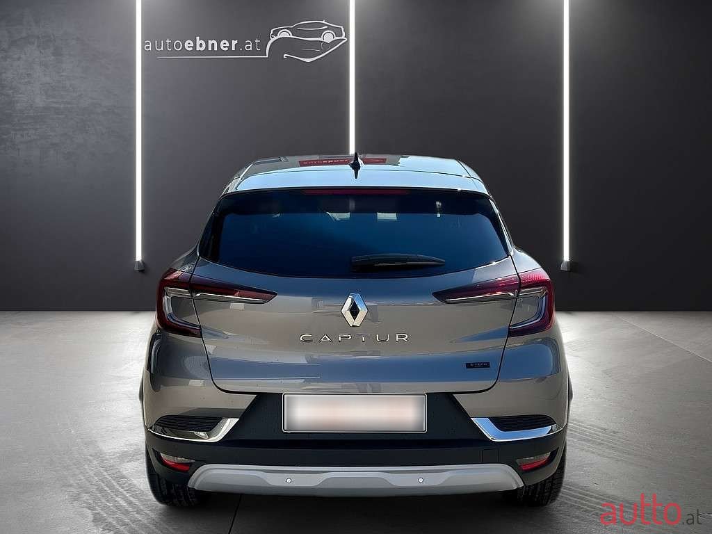 2023' Renault Captur photo #6