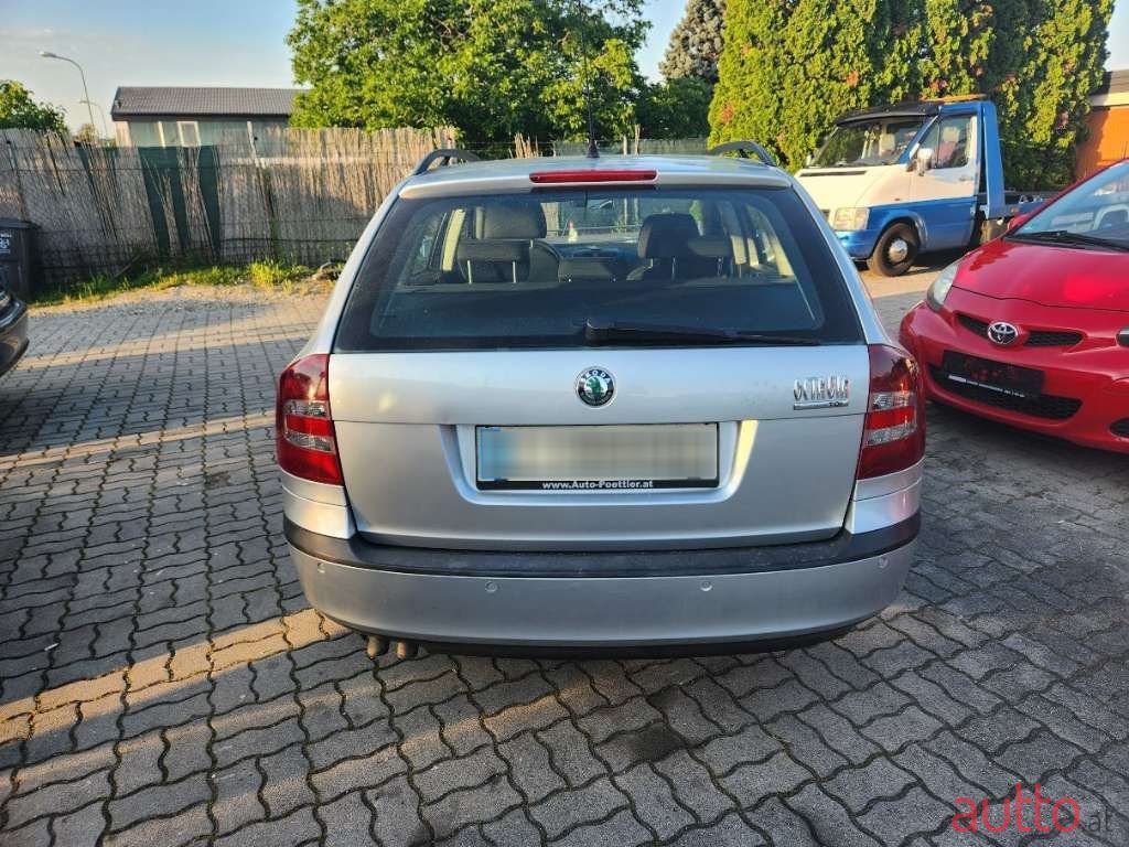 2006' Skoda Octavia photo #4