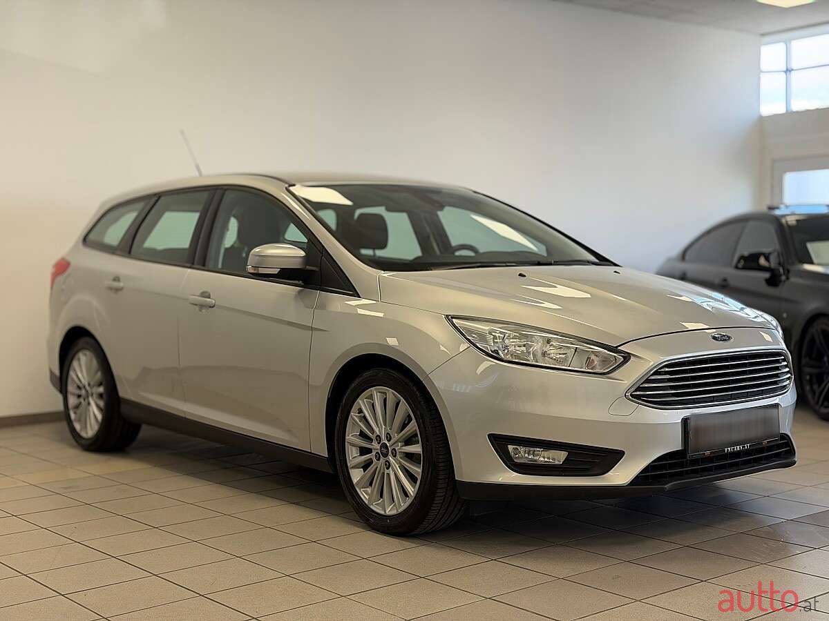 2015' Ford Focus photo #1