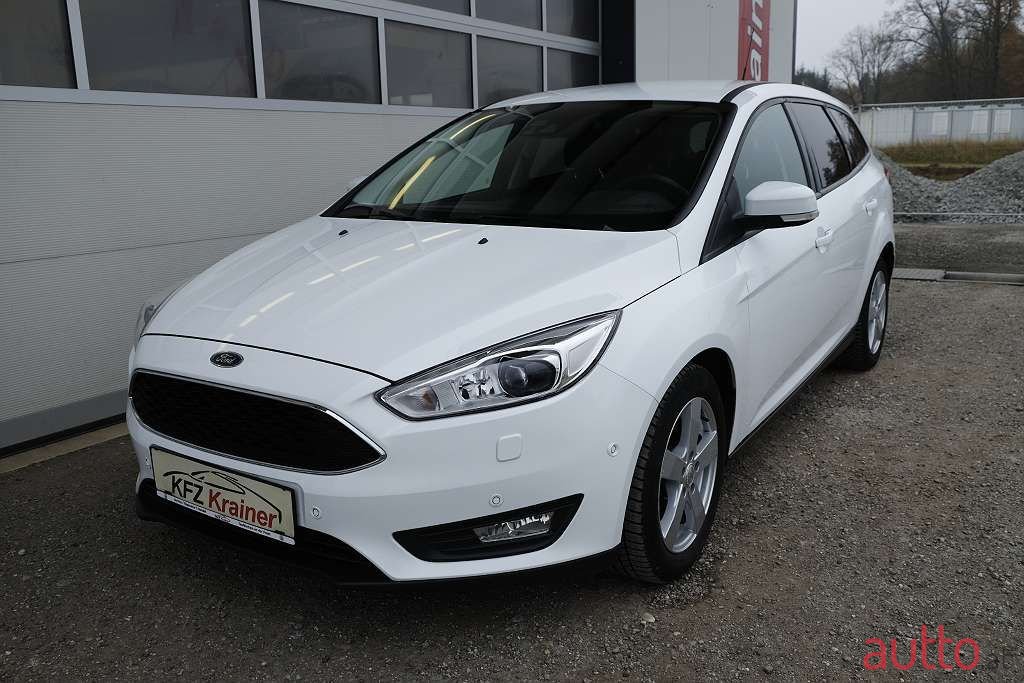 2016' Ford Focus photo #1