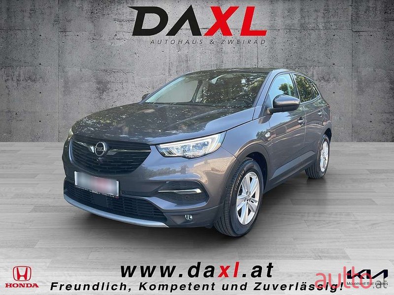 2021' Opel Grandland X photo #1