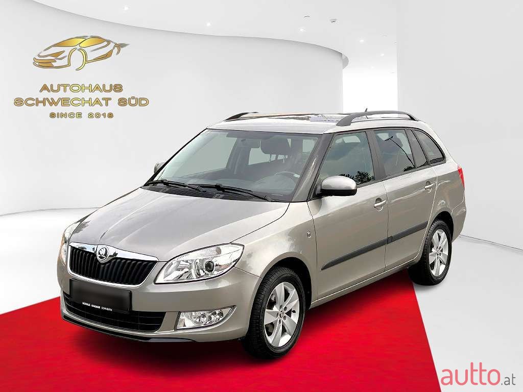 2014' Skoda Fabia photo #3