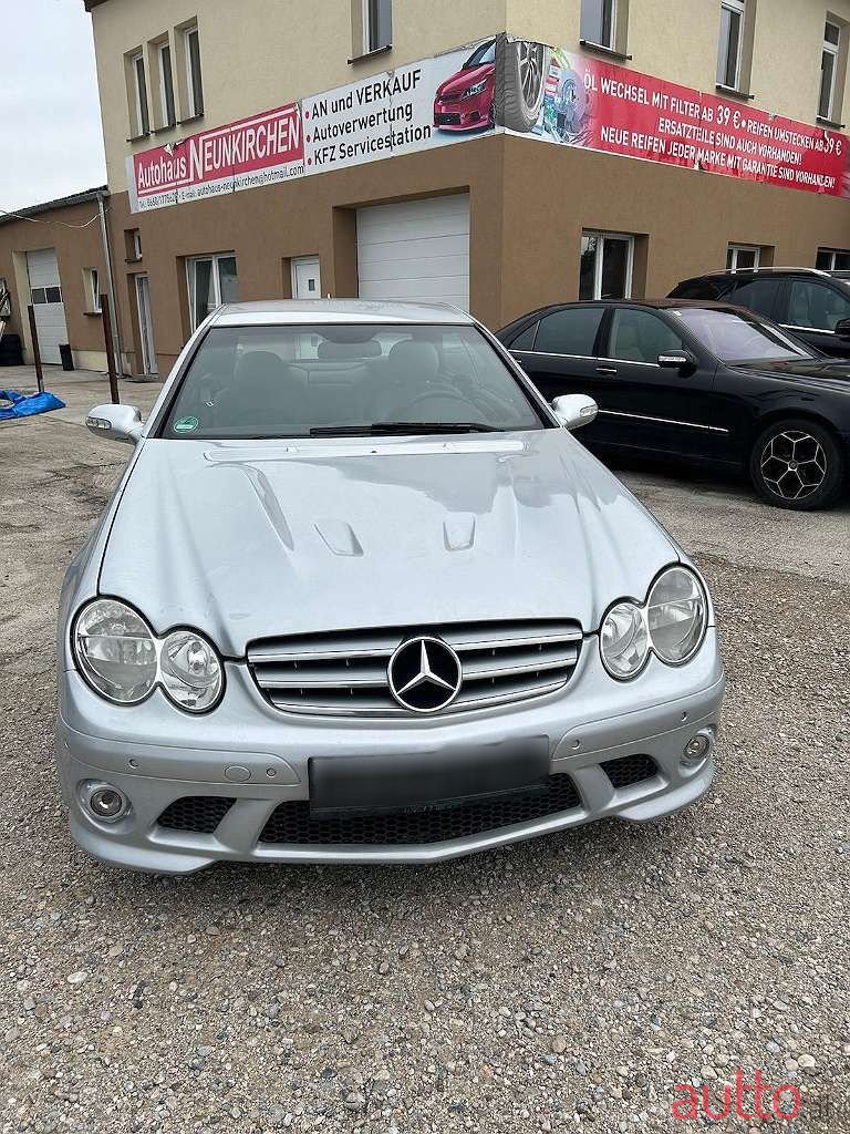2008' Mercedes-Benz Clk-Klasse photo #1